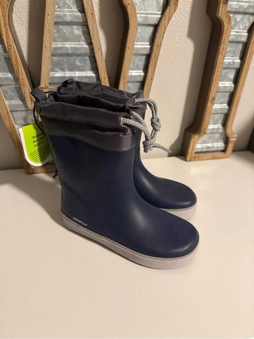 Western Chief Kids Waterproof Navy Rain Boots with Gray Cuff NWT